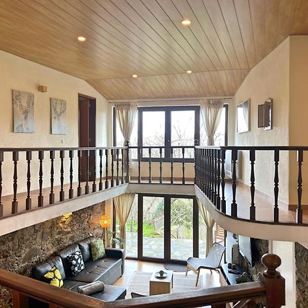 Retiro de Gondramaz - Casa Inteira com 208m2, Pátio privado Vila Exterior foto