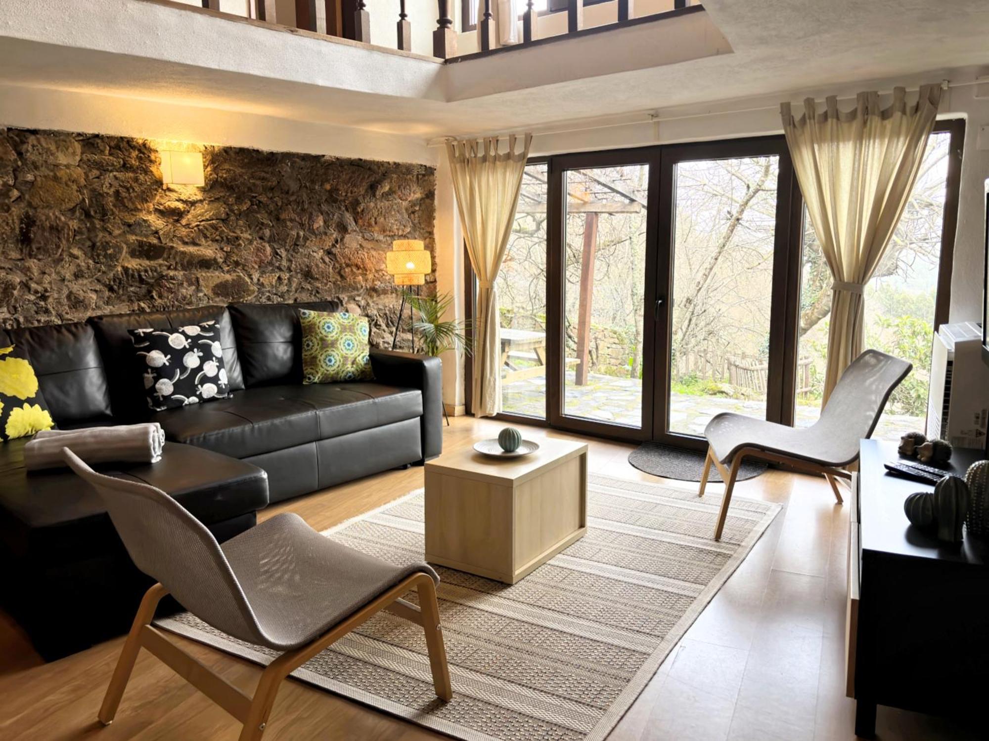 Retiro de Gondramaz - Casa Inteira com 208m2, Pátio privado Vila Exterior foto